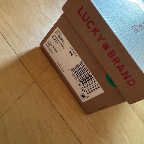 NEW IN BOX Lucky Brand Women’s LP-Bairey Black Mule Slip-On Flats Size 8 - Picture 4 of 4